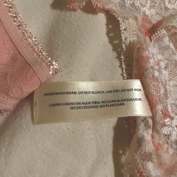 2 New Jessica Simpson lace underwear - Picture 5 of 5